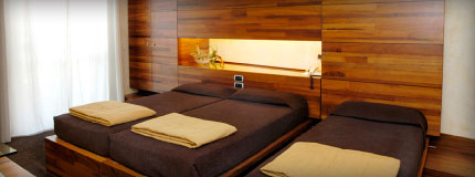 www.hotelassisi.com